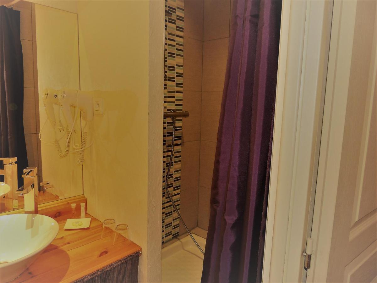 Chambres D'Hotes La Dorgisane Venterol  Exteriör bild