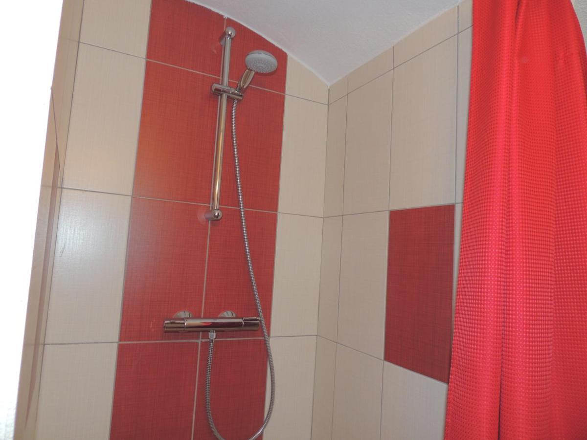 Chambres D'Hotes La Dorgisane Venterol  Exteriör bild