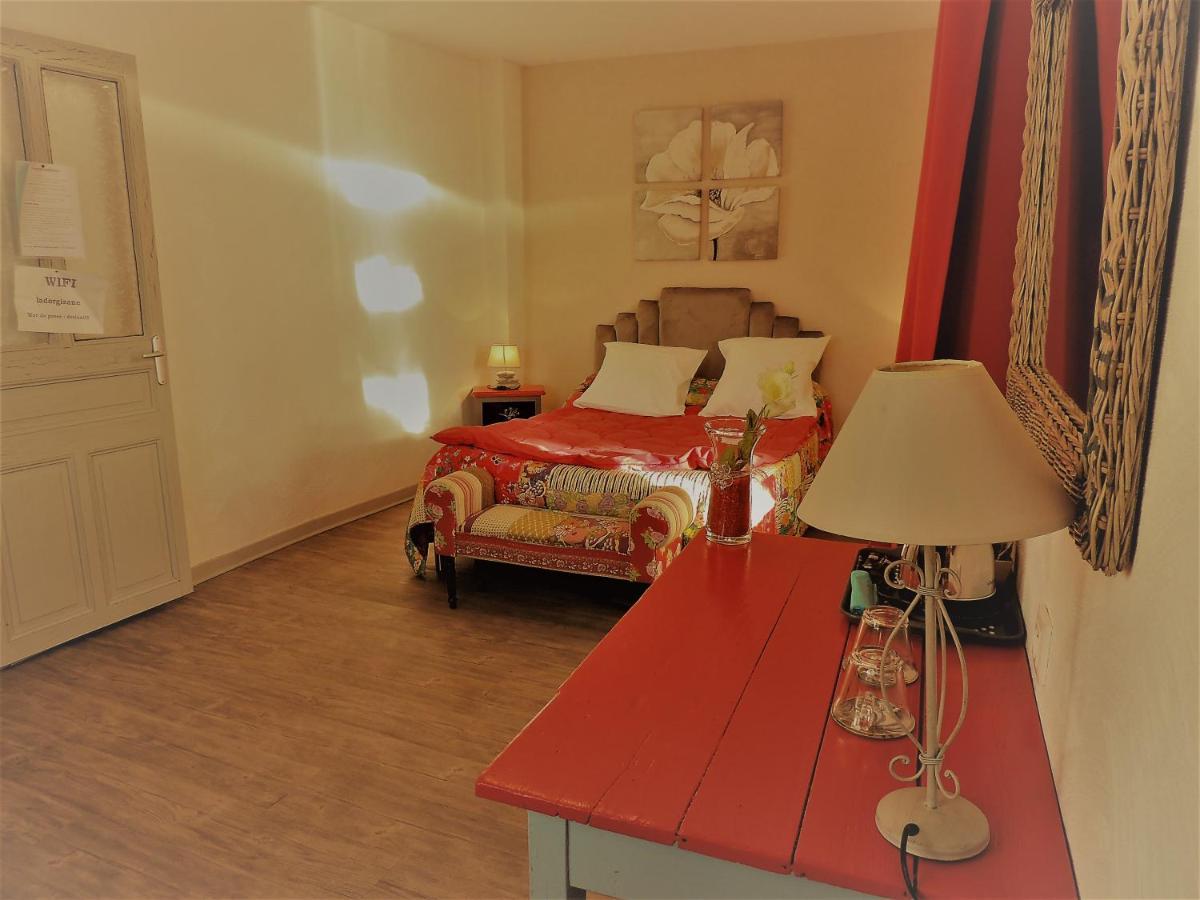 Chambres D'Hotes La Dorgisane Venterol  Exteriör bild